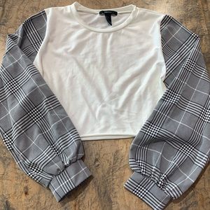 Cropped long sleeve